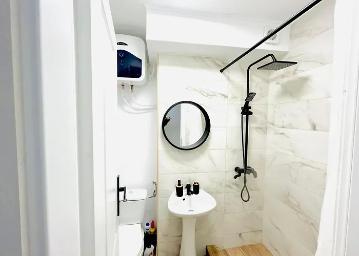 Apartment 2 ,tomis Nord, Park Mall