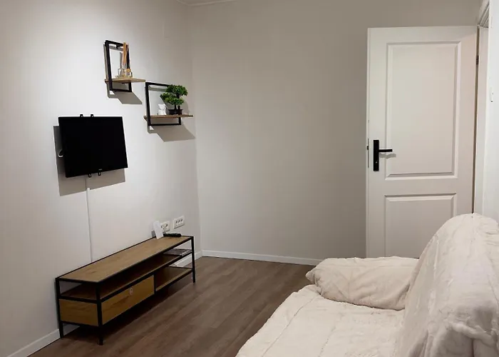 2 ,tomis Nord, Park Mall