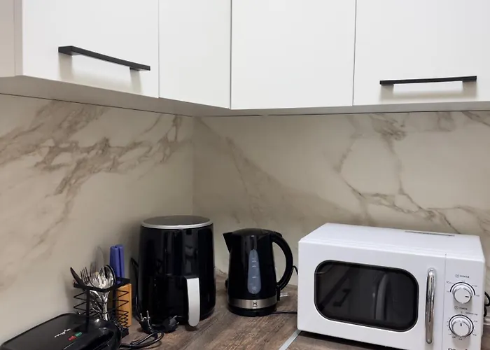 2 ,tomis Nord, Park Mall *